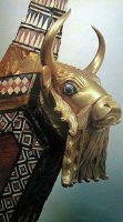 Golden Lyer Detail